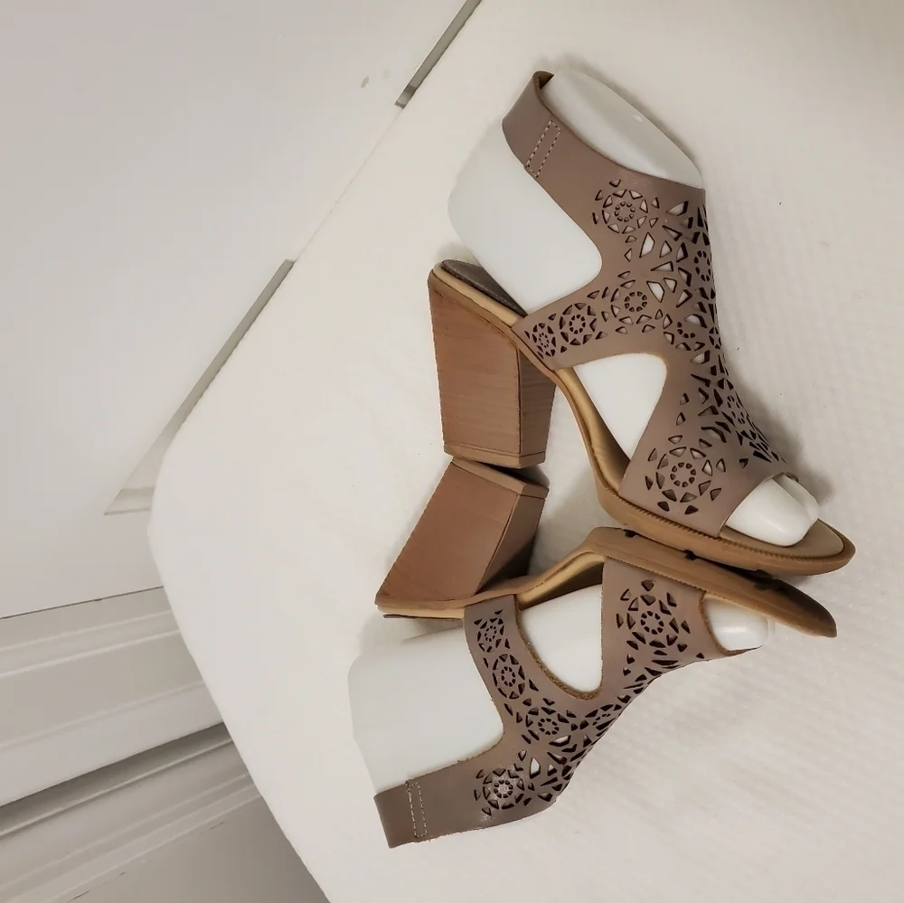 Barbara Barbieri Slingback Cutout Leather Peep Toe Heels Size 6 boho
